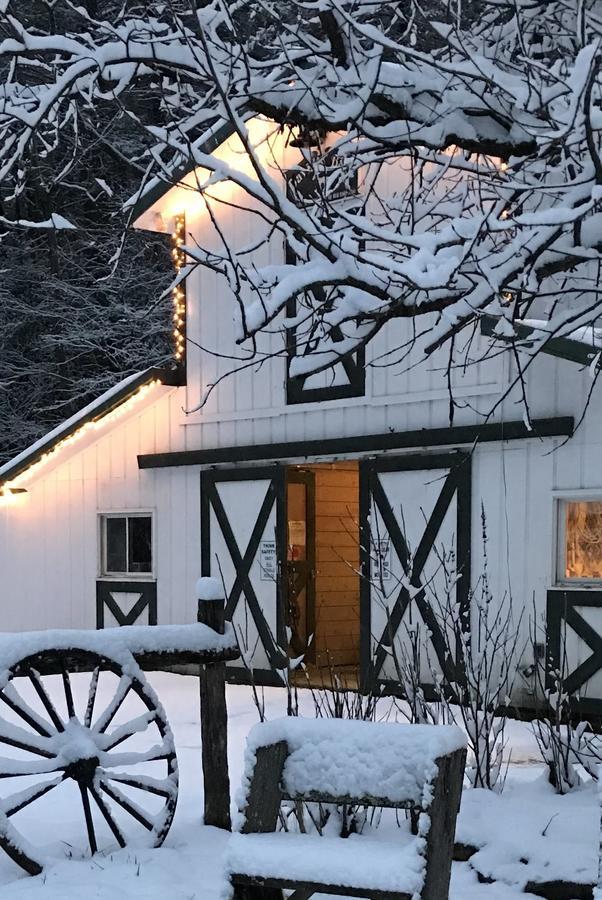 Valle Crucis Farm Екстер'єр фото